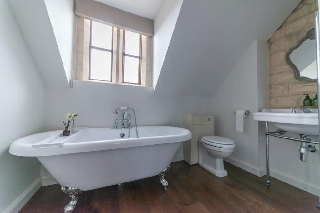 Hébergement de vacances Cotswold Luxury Coach House - Ideal For Couples, W/ Ev Charging